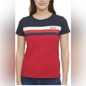 Women’s Large 90s Vintage Red, White and Blue Tommy Hilfiger T-shirt
